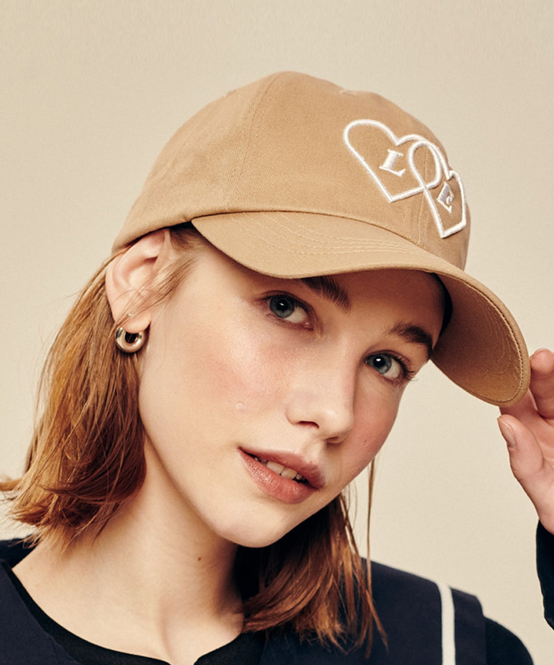 LE SONNET Two Hearts Logo Cap - White