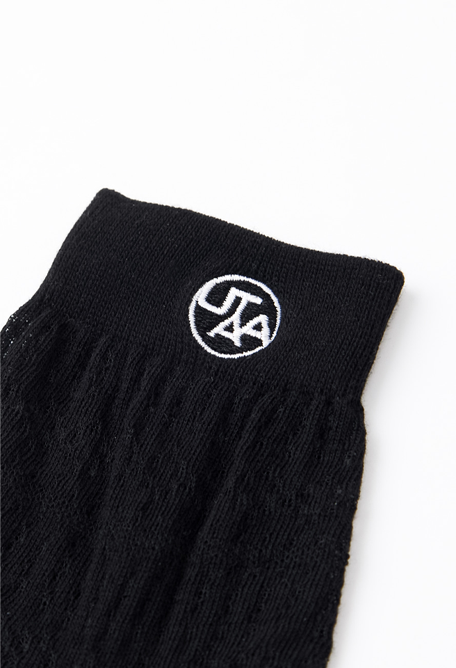 UTAA Women's Punching Pattern Loose Socks - Black