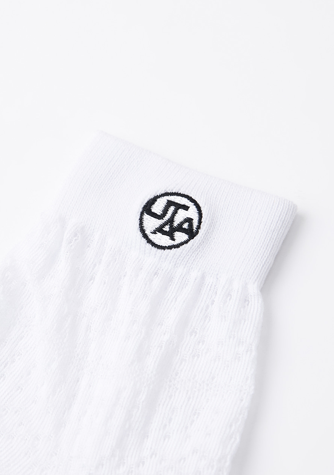 UTAA Women's Punching Pattern Loose Socks - White