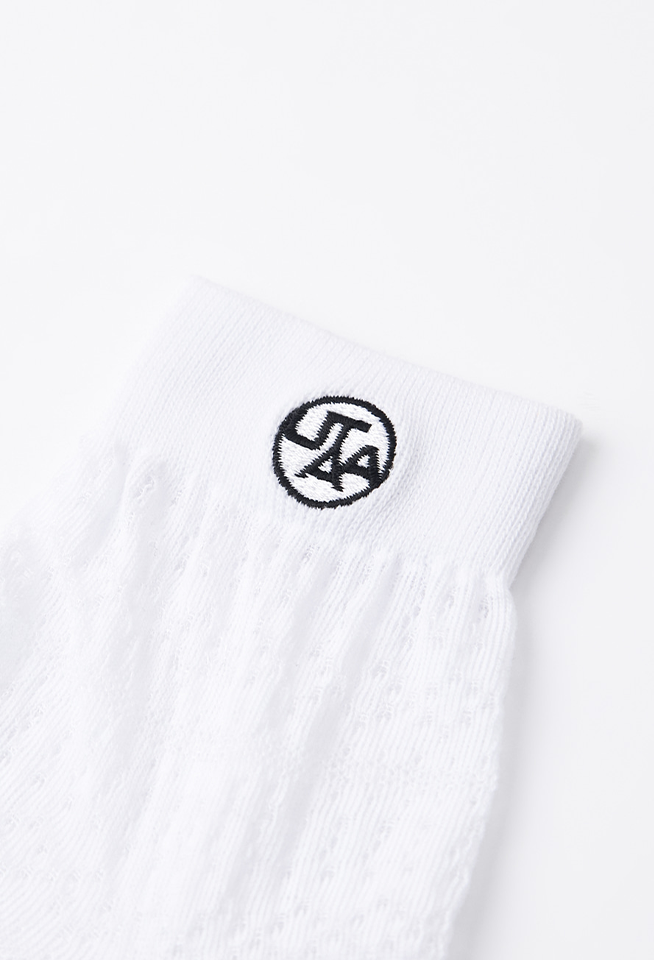 UTAA Women's Punching Pattern Loose Socks - White