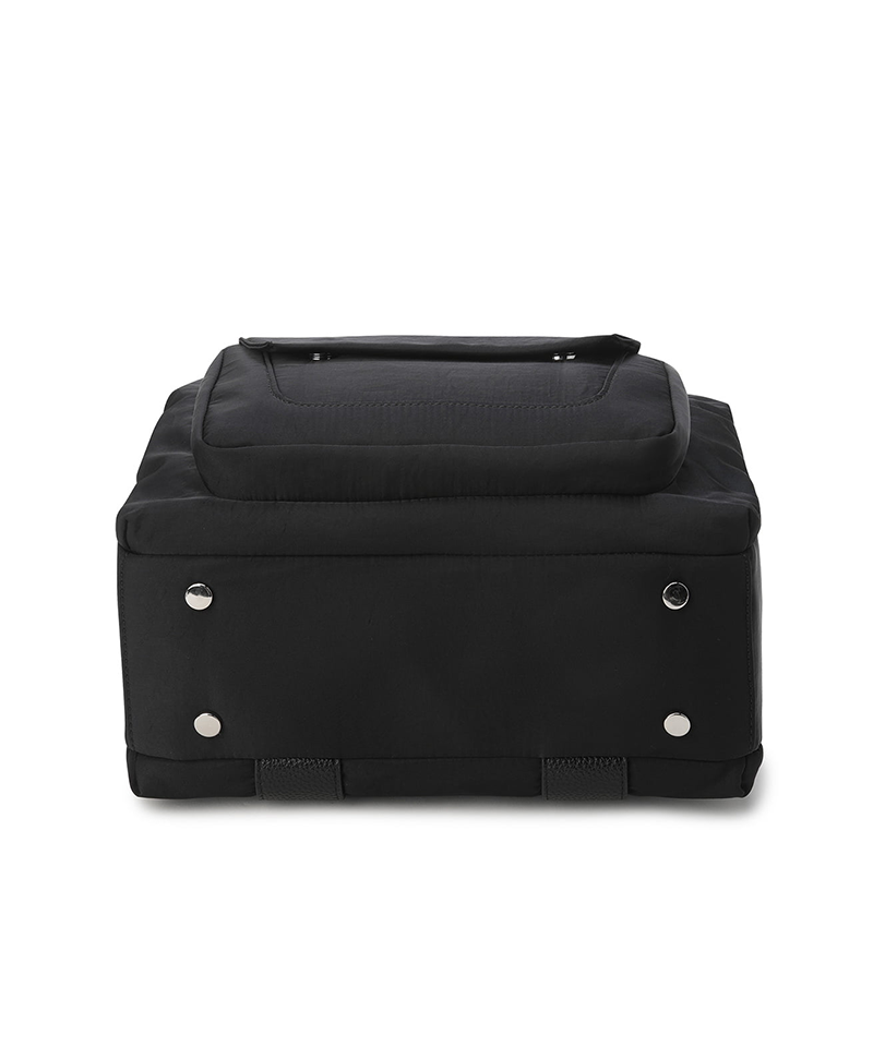 Women's Out Pocket Tote Bag - Black
