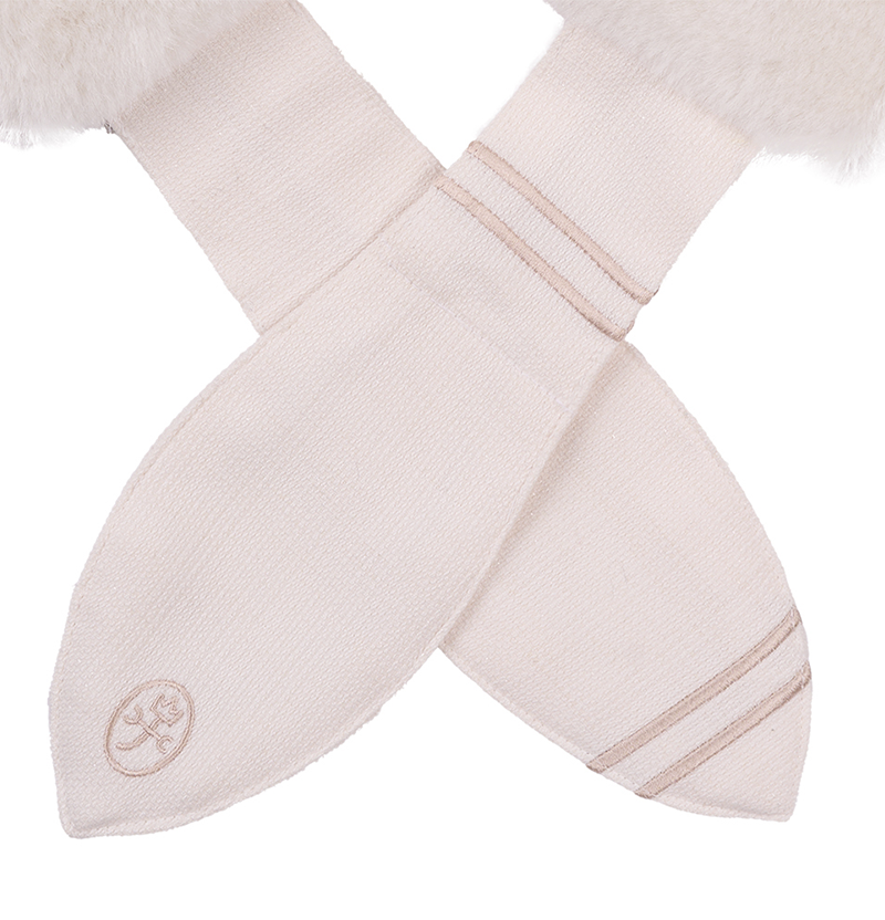 Castelbajac Women's Winter Neck Warmer - Ivory