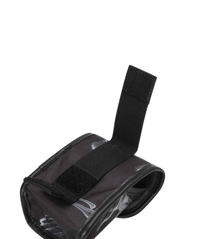 Amazing Cre Bone Graphic Range Finder Case - Black