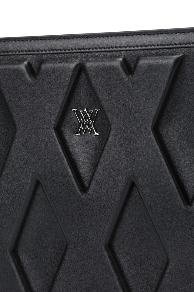 Uni Logo Intaglio Clutch - Black