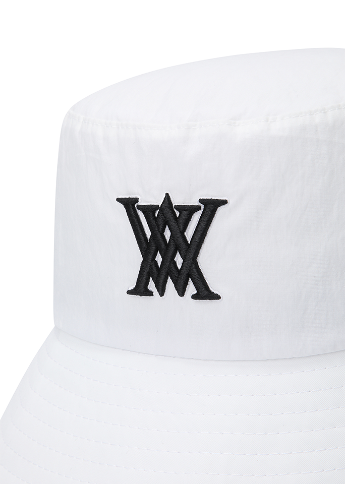 Uni Multi Pocket Bucket Hat - White