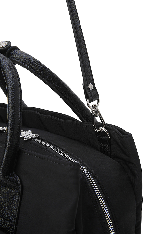 Women's Out Pocket Tote Bag - Black