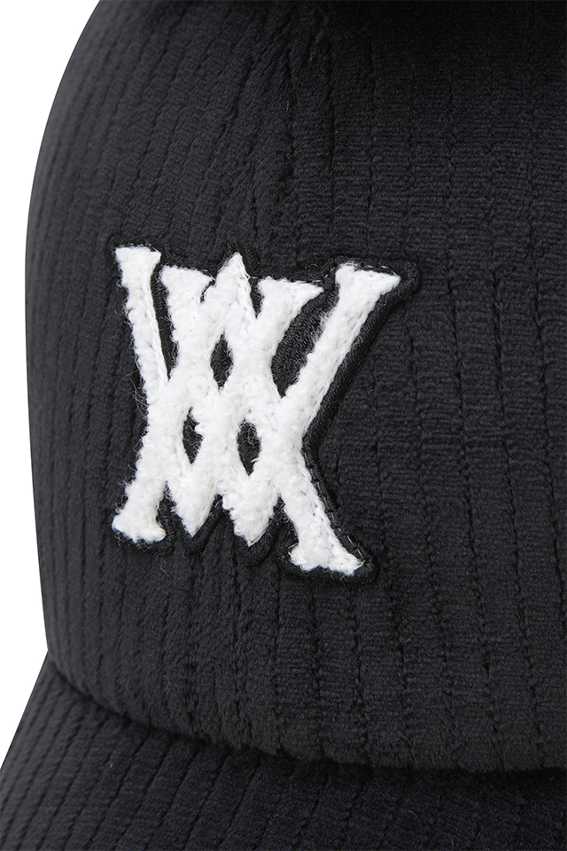 Women's Short Earflap Cap - Black