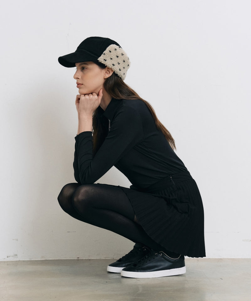 Dot Boa Earflap Cap Black