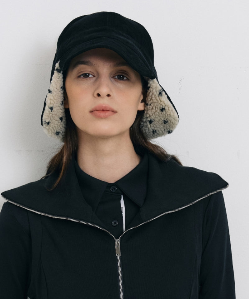 Dot Boa Earflap Cap Black