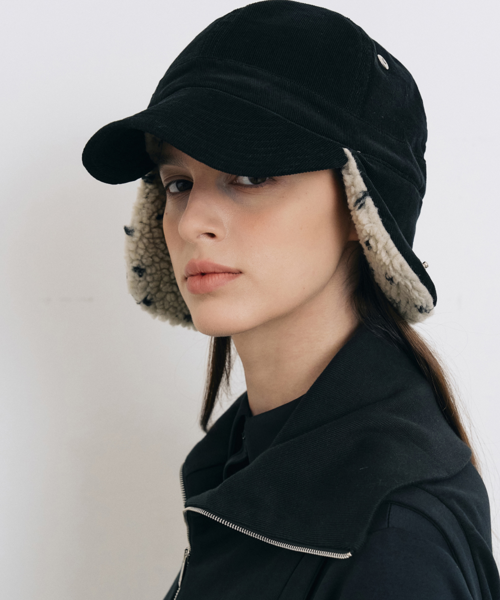 Dot Boa Earflap Cap Ivory